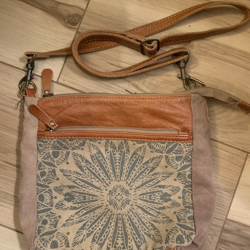 Myra Bag